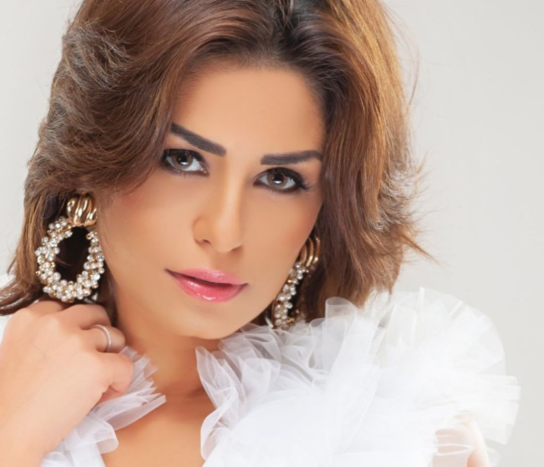 منة فضالى