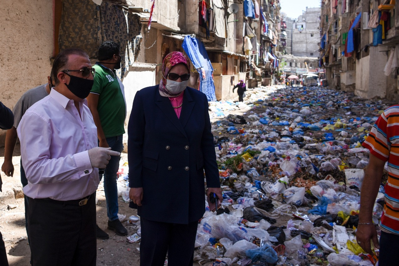 محافظ الإسكندرية يتفقد مساكن المتراس
