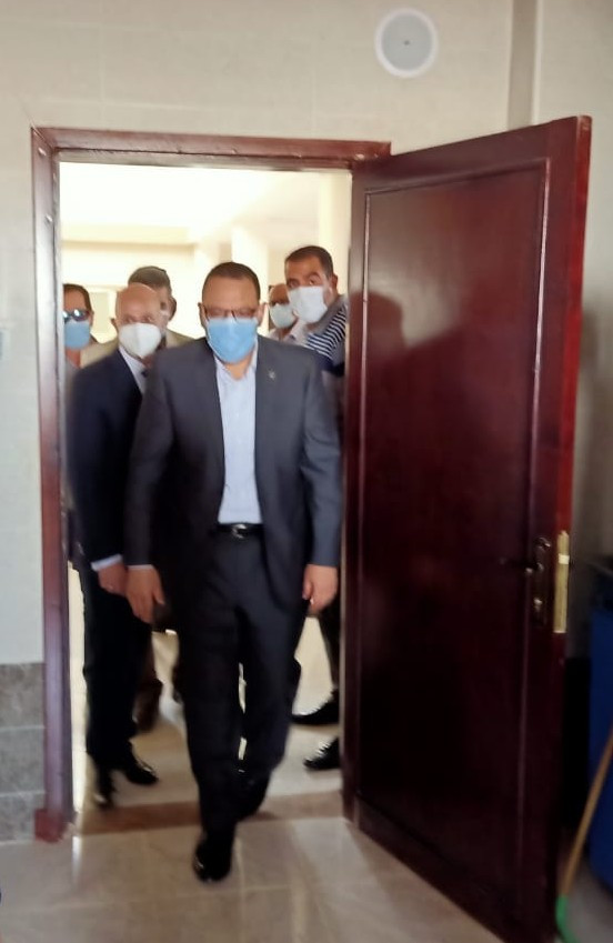 صور .. محافظ الشرقية يتفقد تجهيز مبنى العزل فى العاشر من رمضان مبتدا صور .. محافظ الشرقية يتفقد تجهيز مبنى العزل فى العاشر من رمضان مبتدا