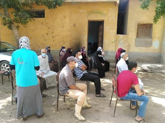 مساعدات متضررى فيروس كورونا