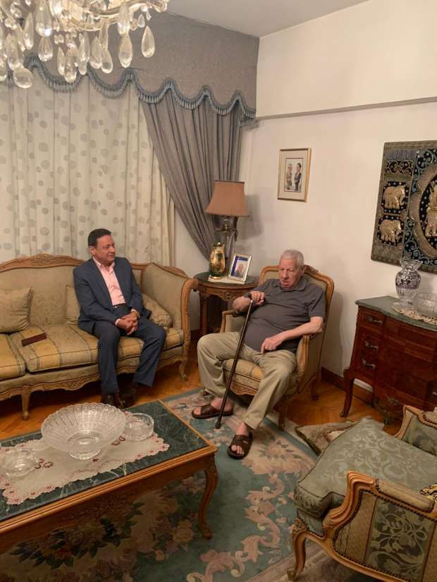 كرم جبر ومكرم أحمد