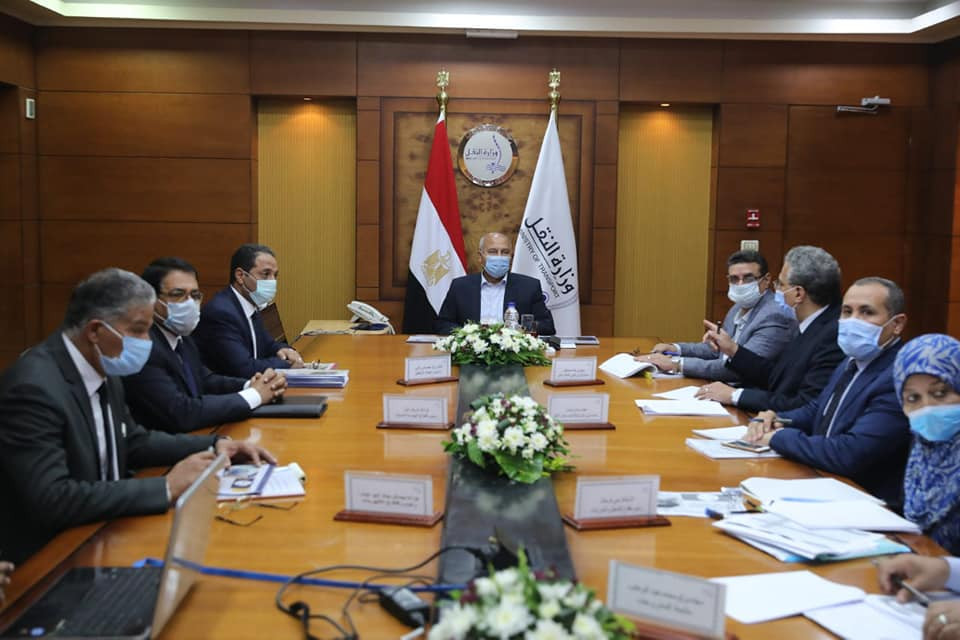 وزير النقل كامل الوزير