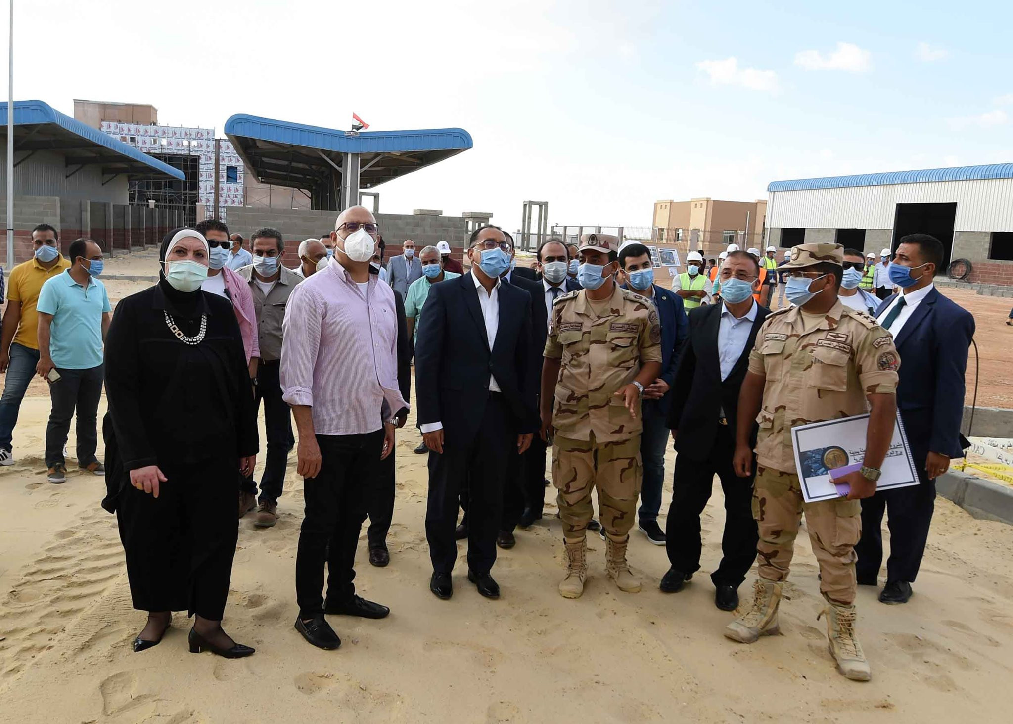 مدبولى يتفقد سوق الجملة