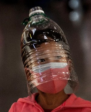 أغرب أساليب الوقاية من كورونا