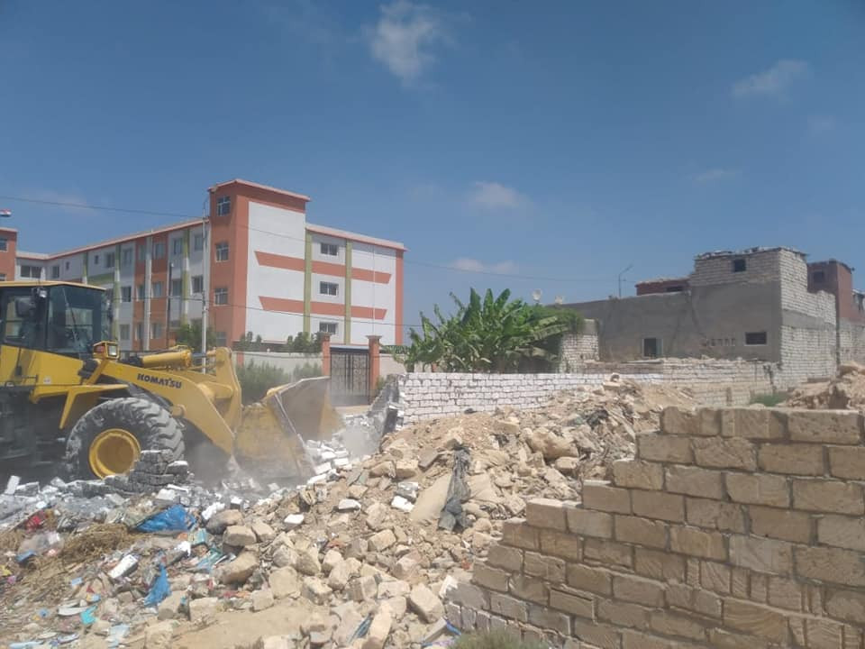 إزالة أعمال البناء الخالف بالإسكندرية