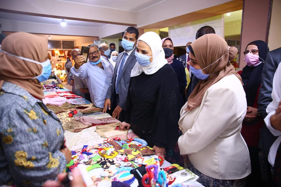 وزيرة التضامن خلال الافتتاح