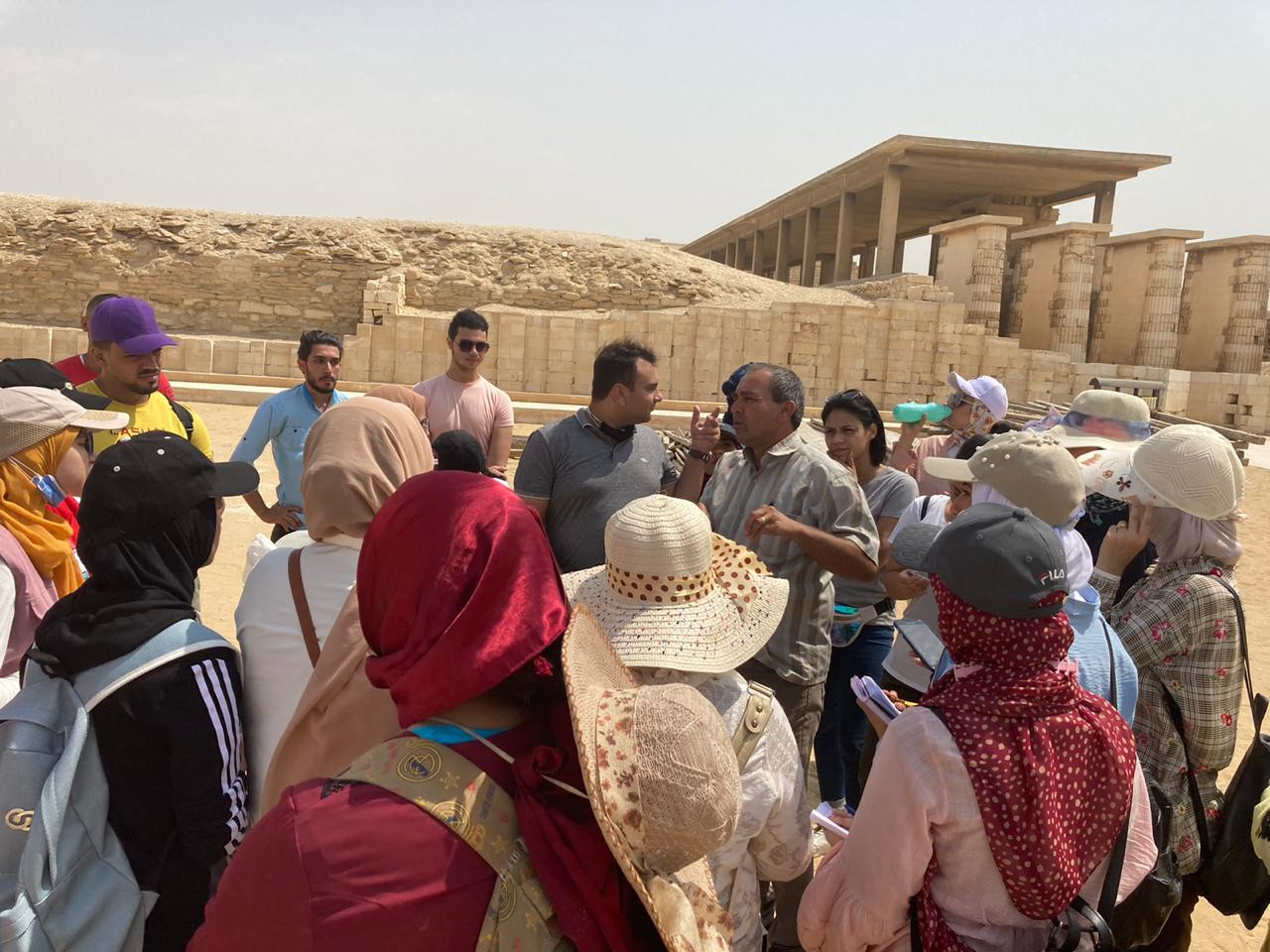 مركز زاهى حواس يزو آثار سقارة