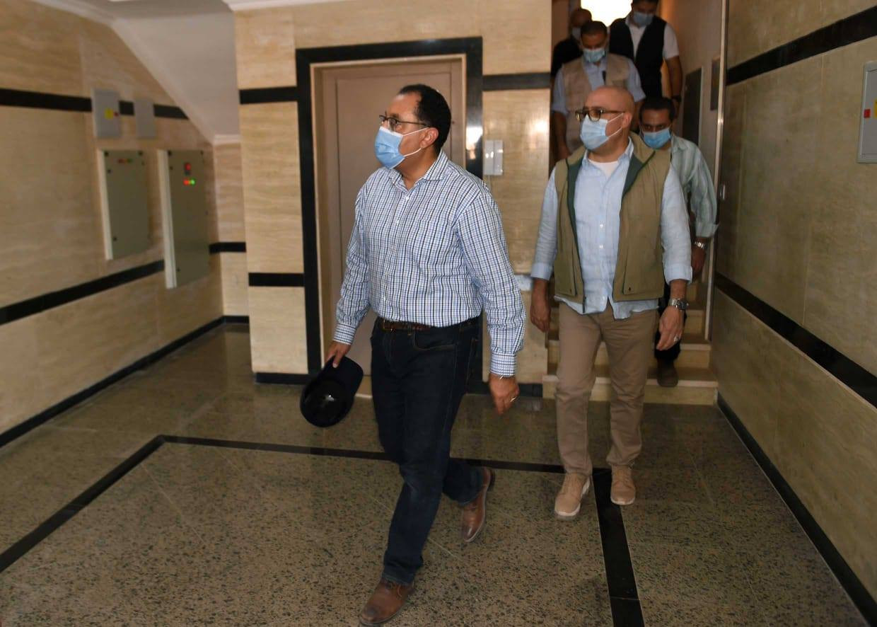 مدبولى يتفقد حدائق العاصمة