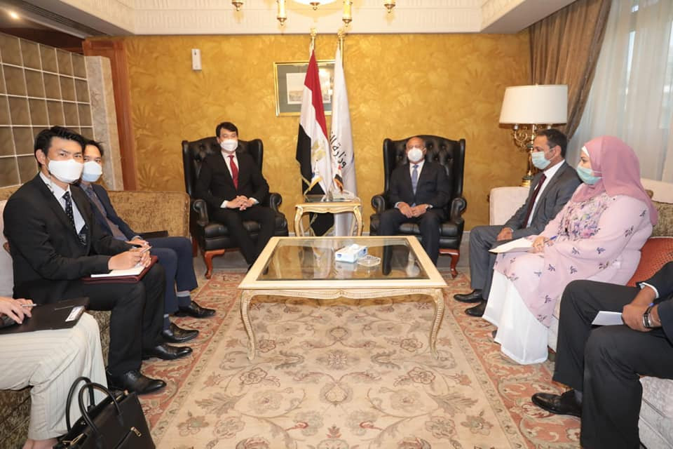 وزير النقل وسفير كوريا الجنوبية
