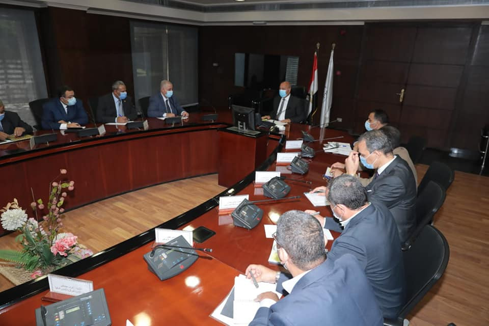 كامل الوزير وزير النقلر
