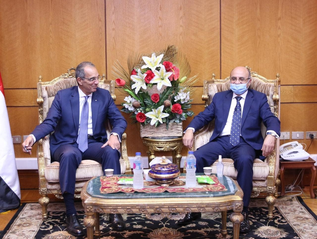 وزيرا العدل والاتصالات يتابعان نظام تجديد الحبس الإلكترونى