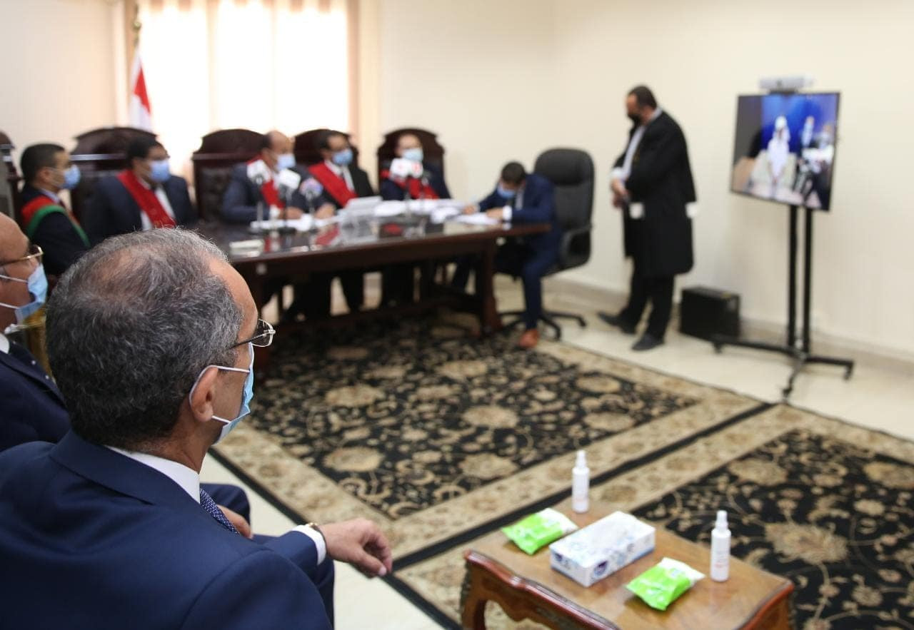 وزيرا العدل والاتصالات يتابعان نظام تجديد الحبس الإلكترونى