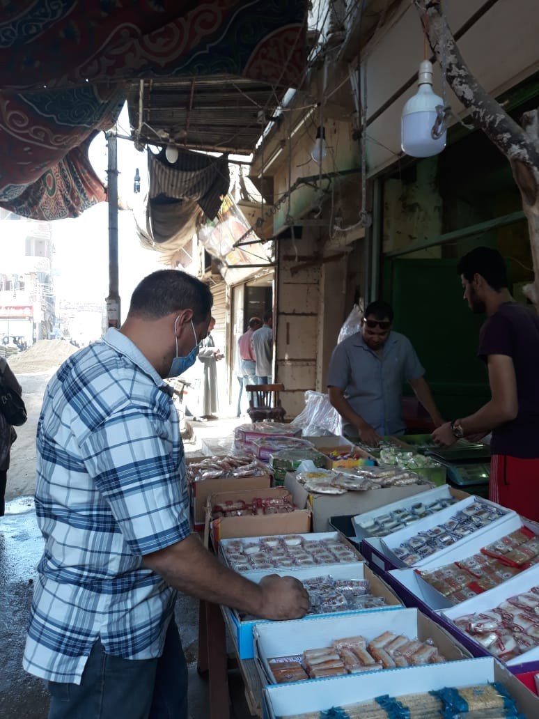 إعدام أغذية فاسدة