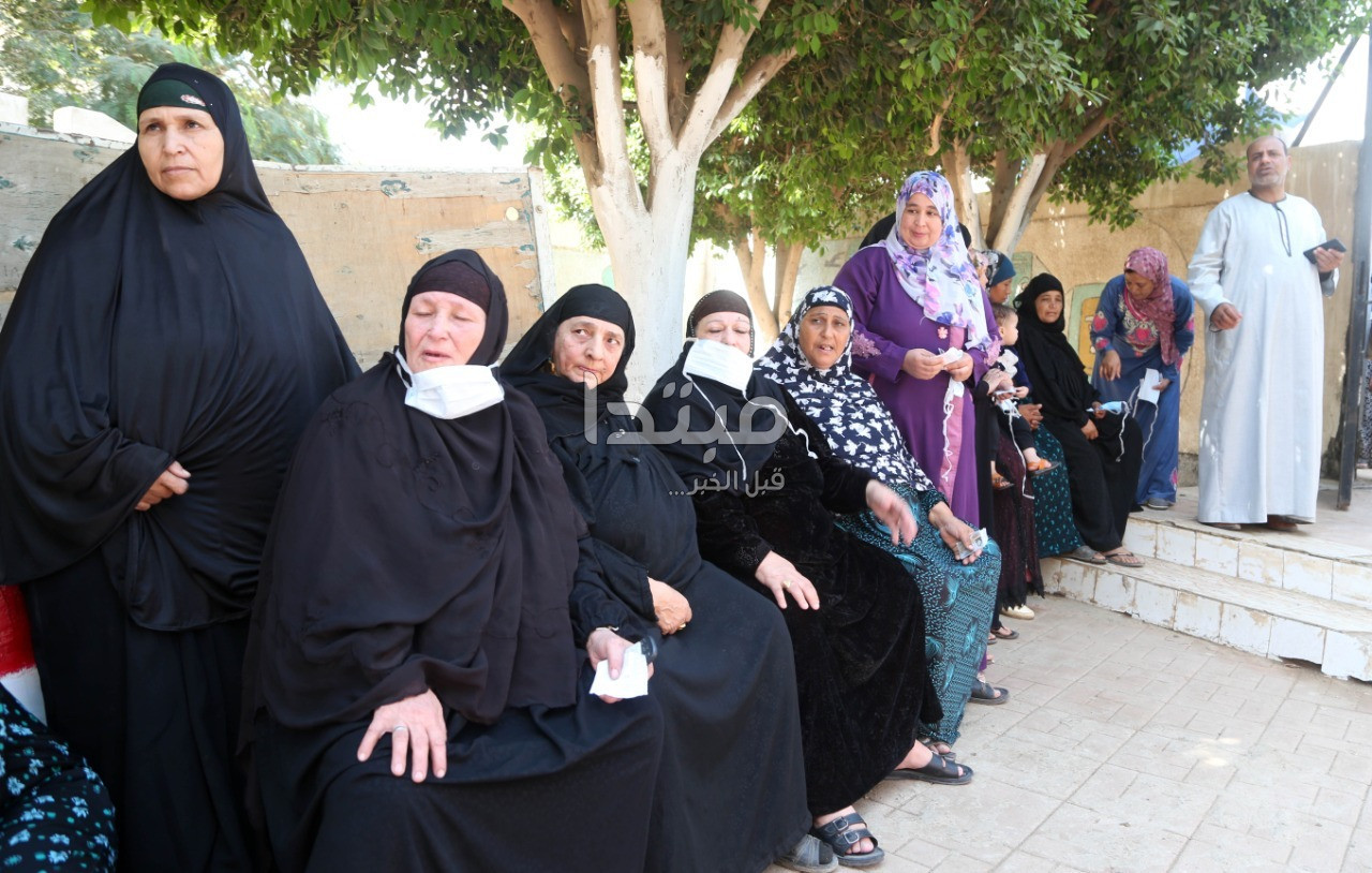 توافد كبير على لجان انتخابات النواب فى العياط