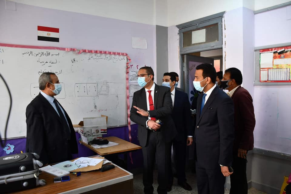 محافظ الفيوم يتفقد انتخابات مجلس النواب