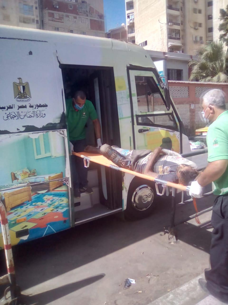 كبار بلا مأوى