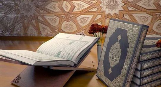 صورة نادرة تكشف عن أطفال يحفظون القرآن في الكتاتيب بالقاهرة منذ 111 عامًا