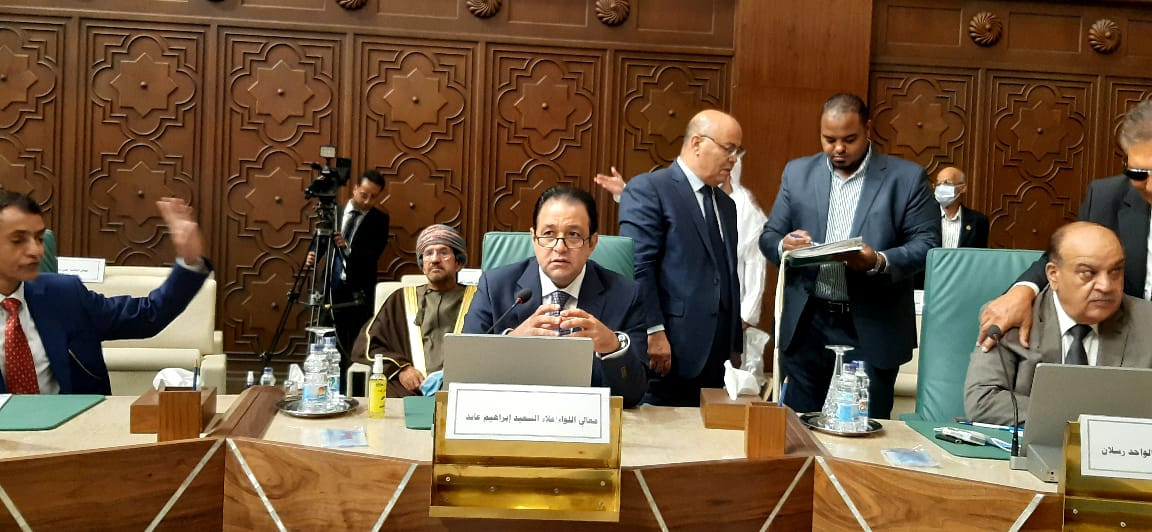 علاء عابد
