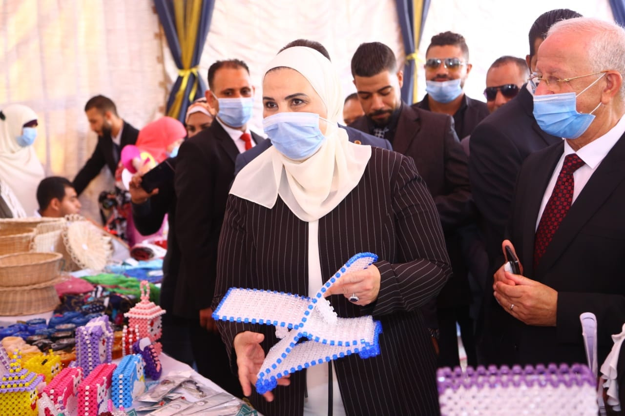 وزيرة التضامن الاجتماعى
