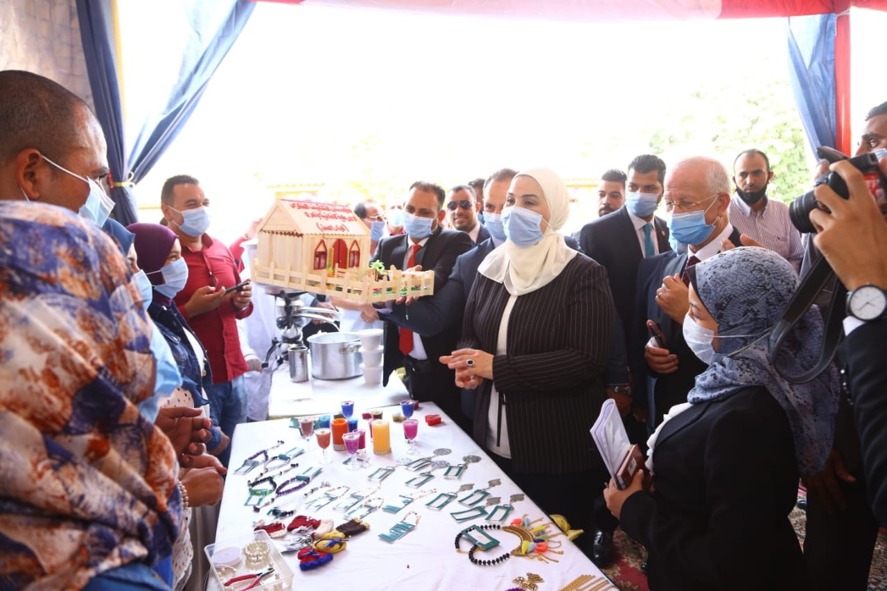 وزيرة التضامن الاجتماعى