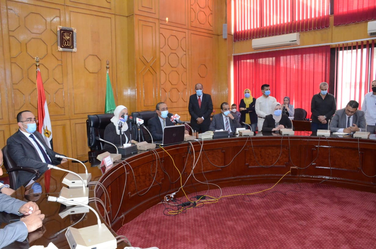 القباج وبشارة يضعان حجر الأساس لمستشفى الحكيم الخيرى