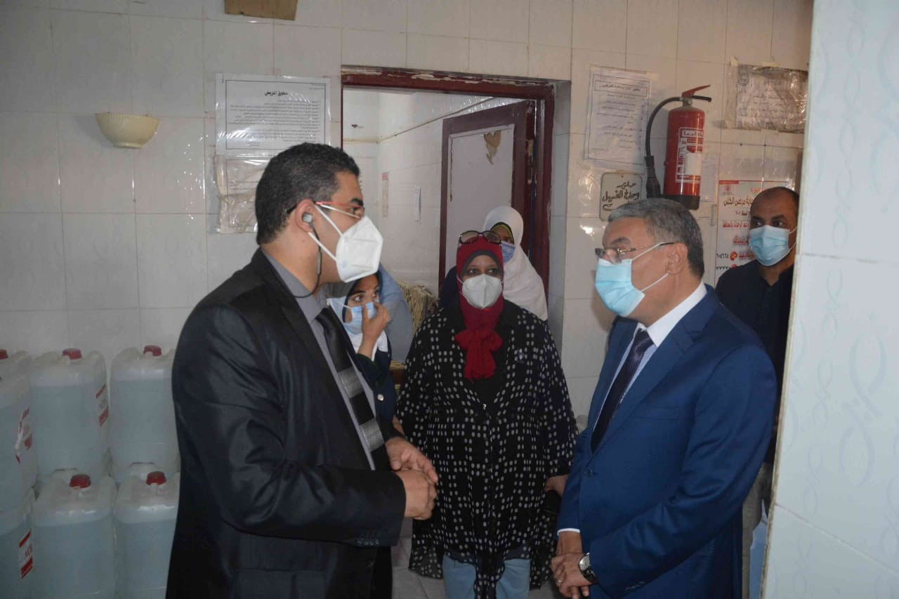 محافظ المنيا