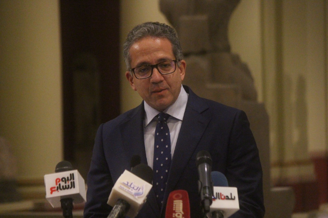 تكريم زاهى حواس