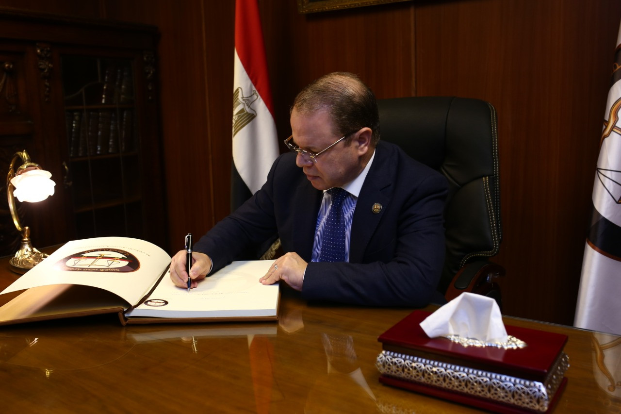 تفقد النائب العام لنيابات الإسكندرية