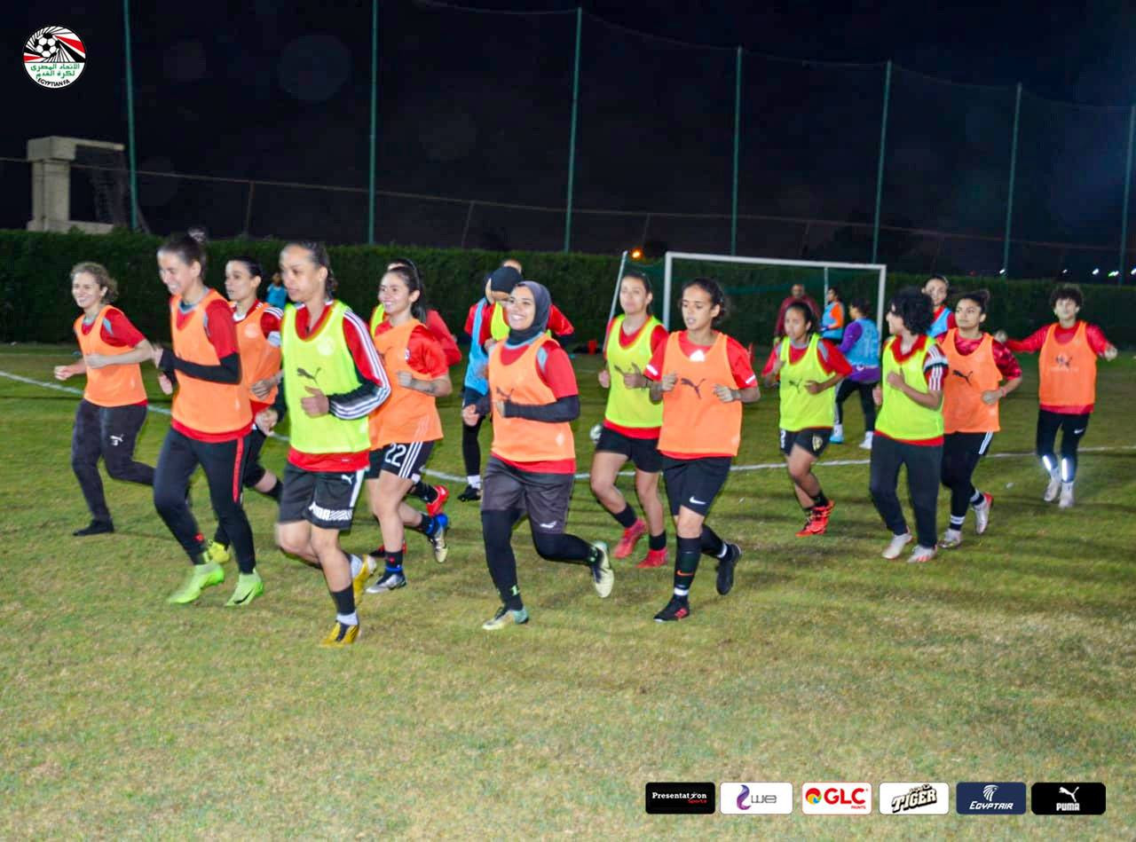 الكرة النسائية