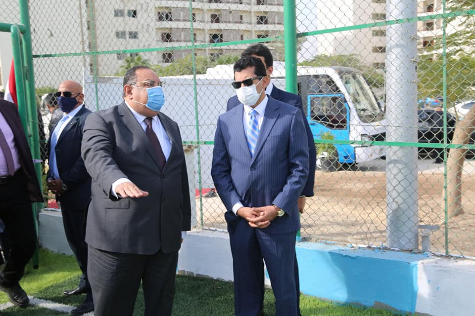 وزير الشباب والرياضة