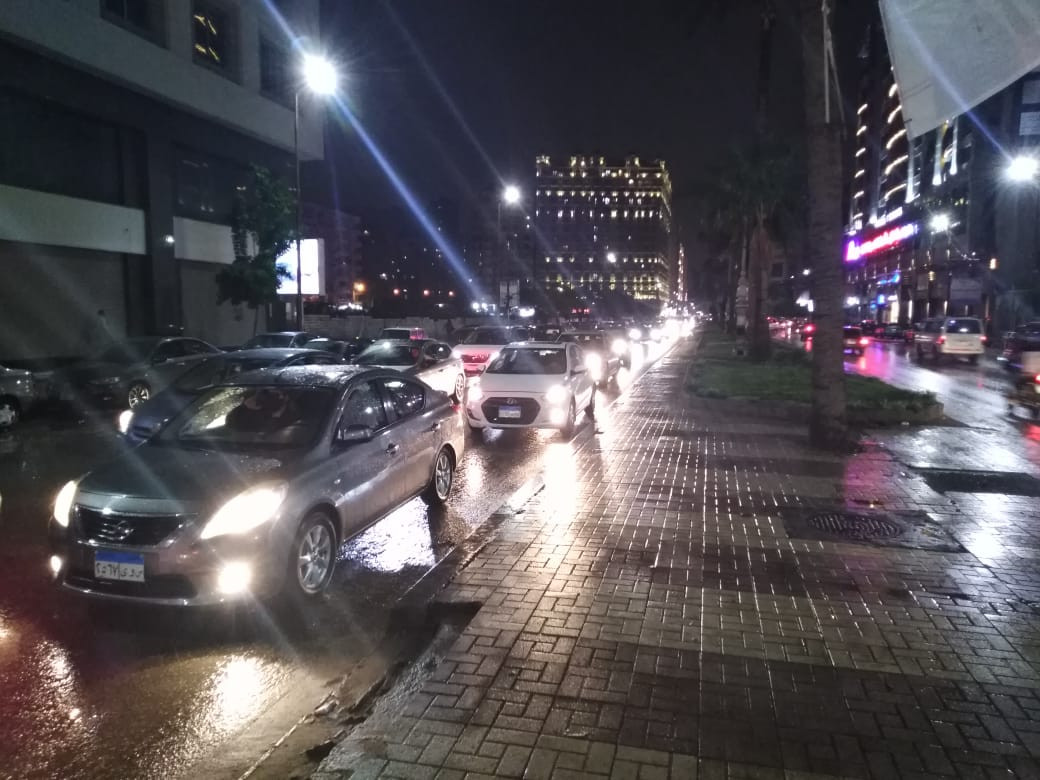أمطار غزيرة على الإسكندرية