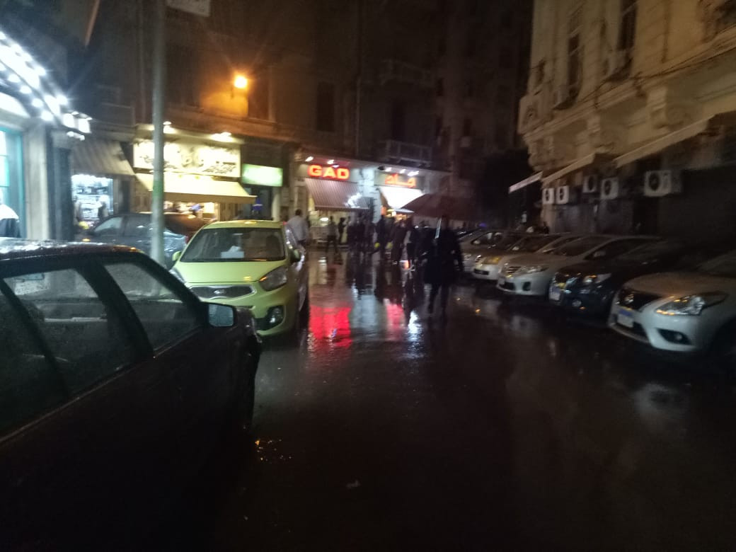 أمطار غزيرة على الإسكندرية