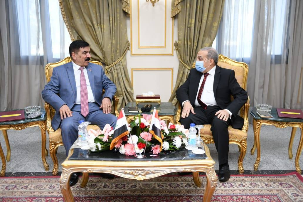 وزير الإنتاج الحربى ووزير الدفاع العراقى يتفقدان مصنعى 200 و300