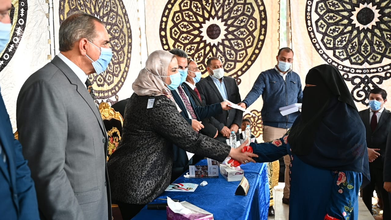 نيفين القباج وزيرة التضامن