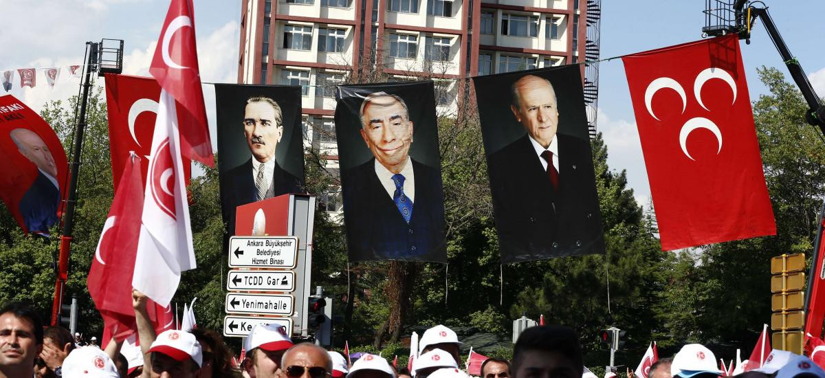 دولت بهجلى والقوميون الأتراك