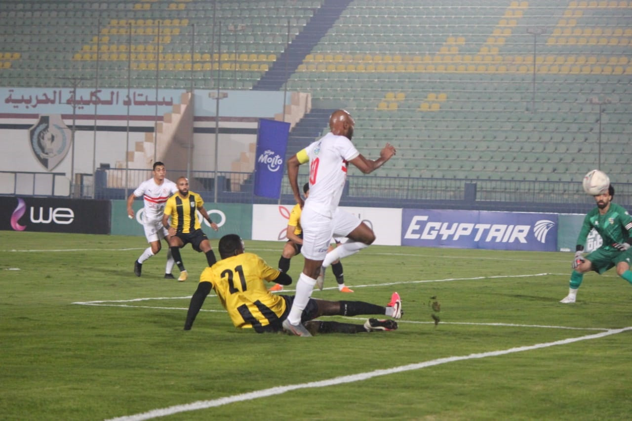 الشوط الأول.. الزمالك يتقدم على المقاولون بنيران صديقة