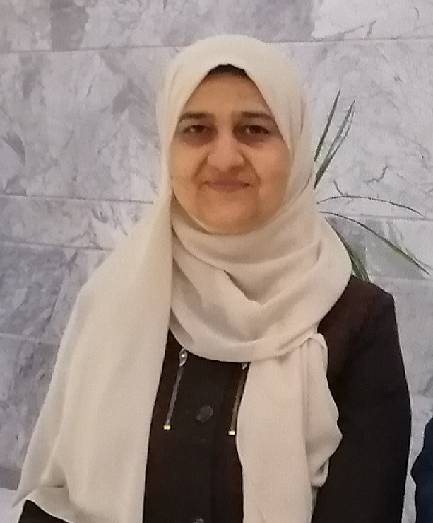 رئيسة الإدارة المركزية للحاسب الآلى