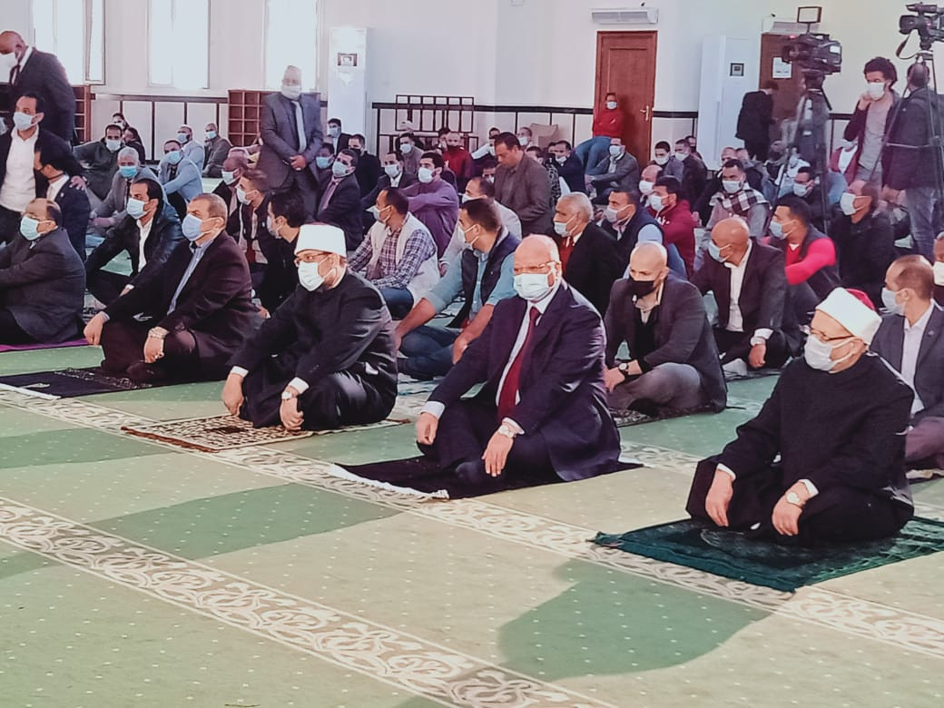 صلاة الجمعة بمسجد الأسمرات 3