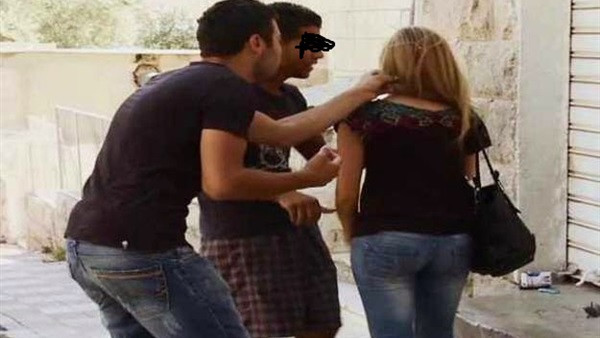 التحرش
