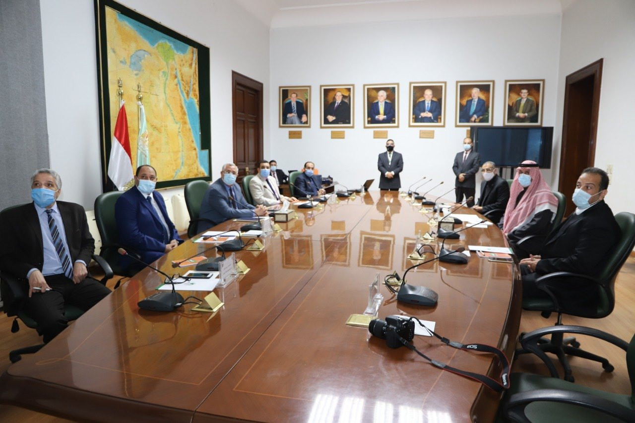 السيد القصير وزير الزراعة