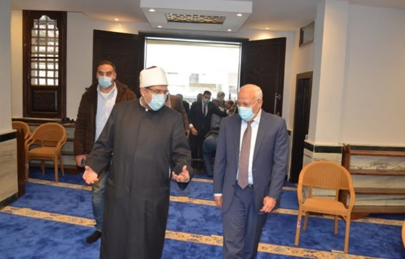 وزير الأوقاف يتفقد مسجد عمر بن عبد العزيز