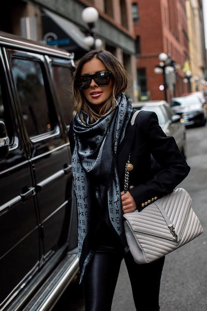 البنطلون الجلد
