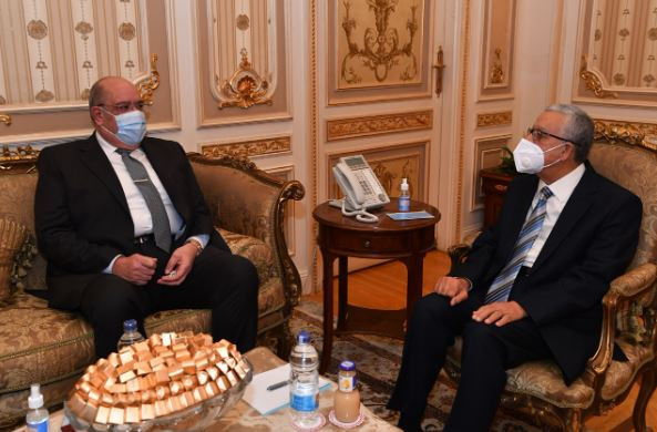 حنفى جبالى ورئيس المركزى للمحاسبات