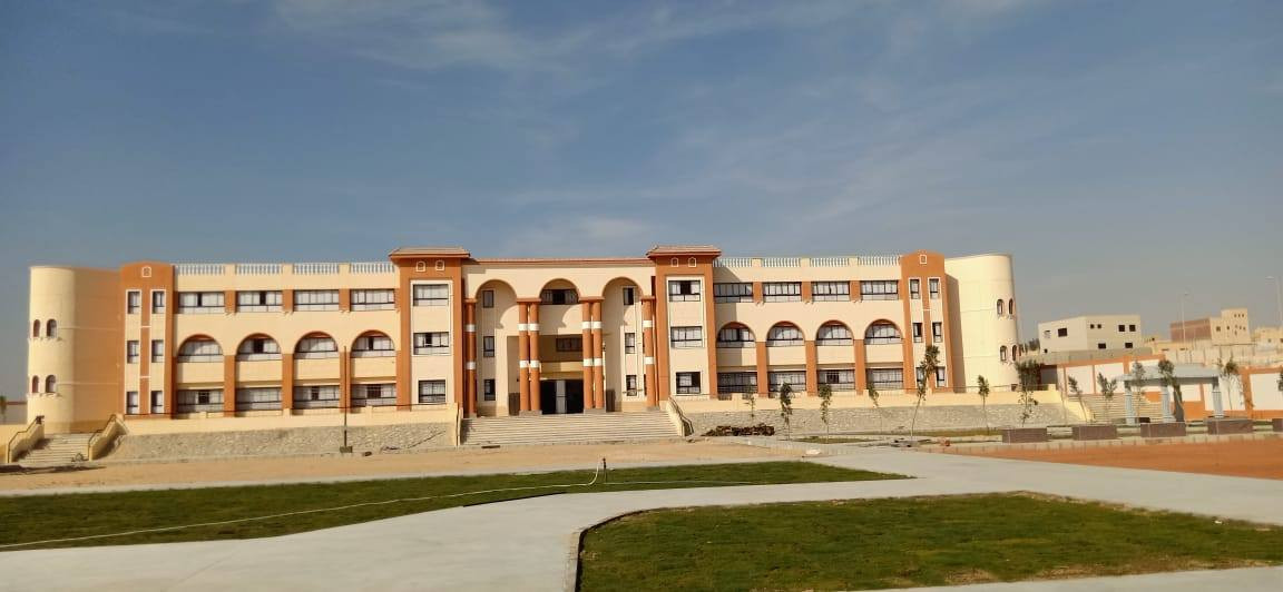 مدرسة فى المنيا الجديدة