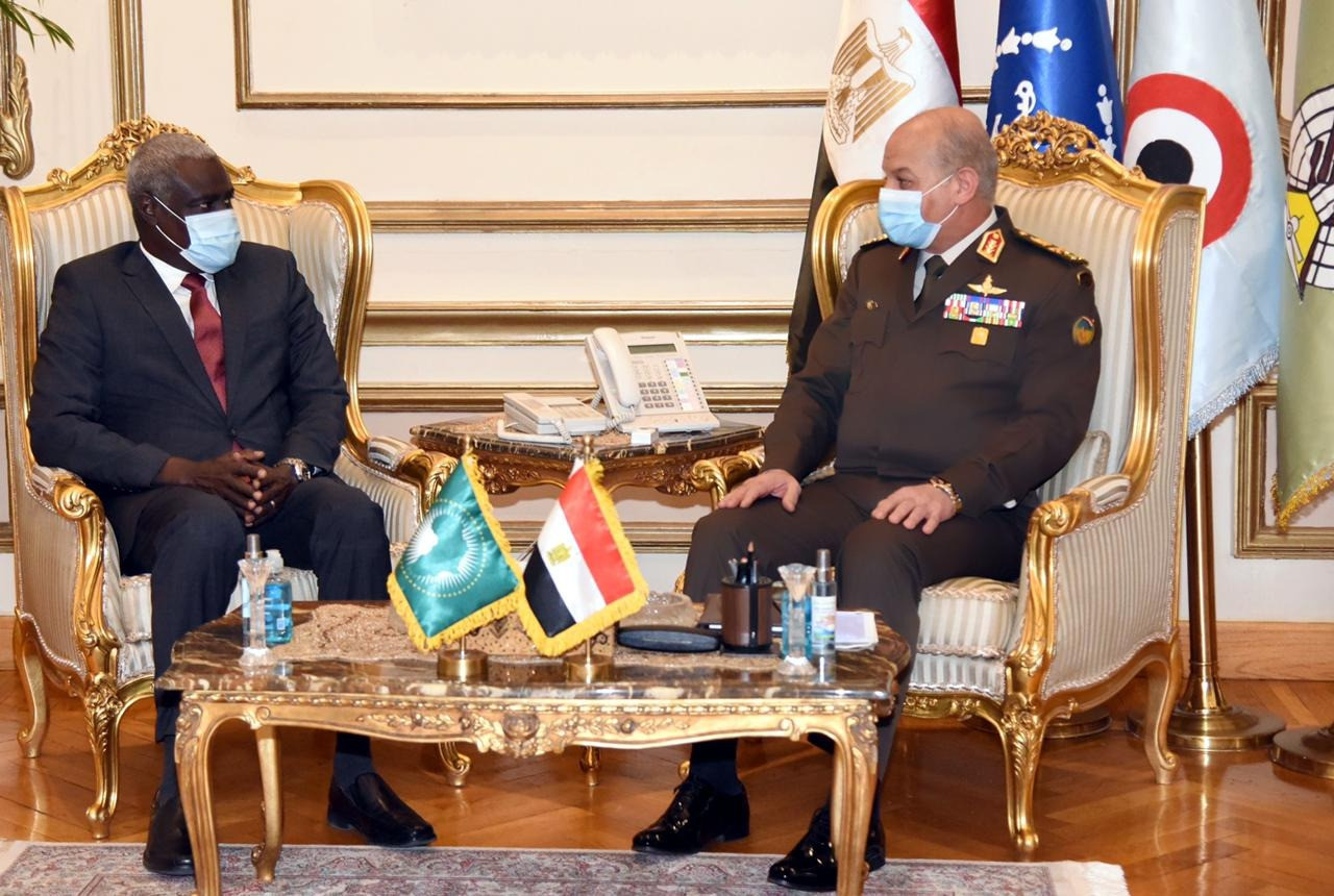 وزير الدفاع
