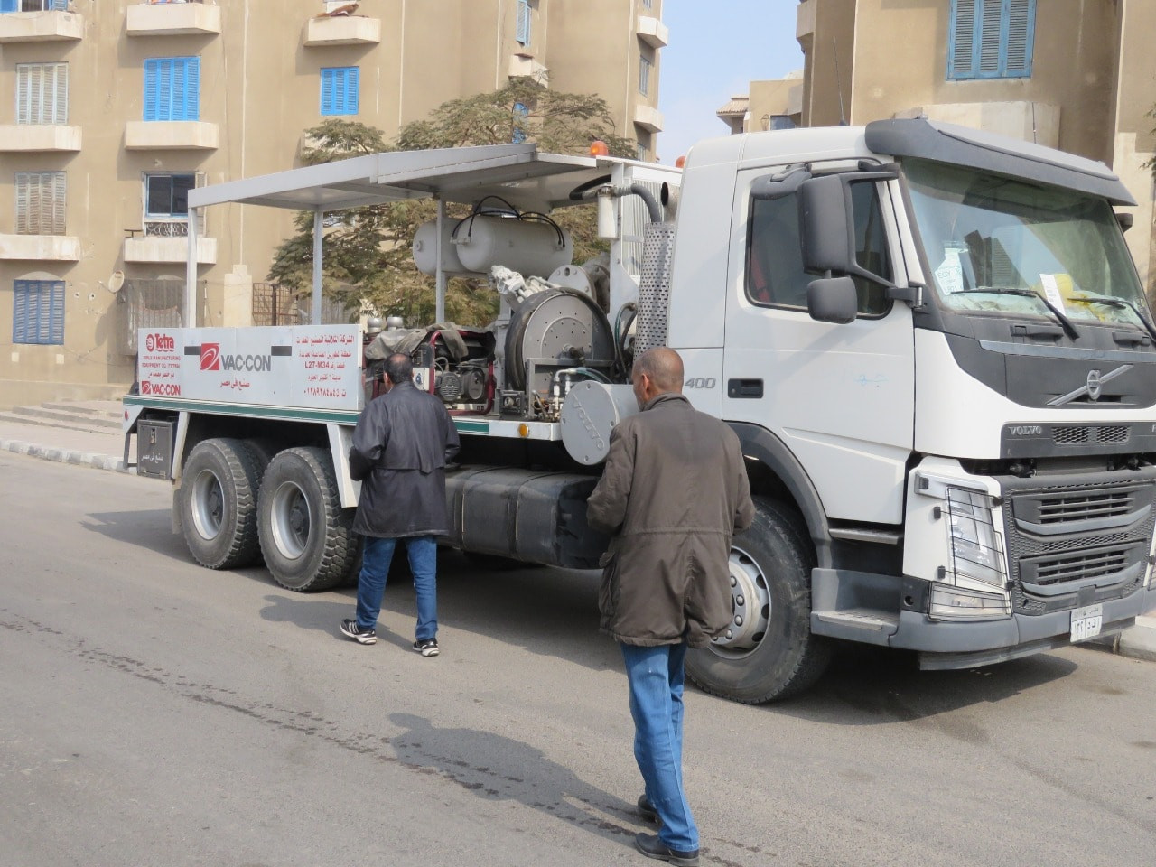 سيارات شفط مياه الأمطار