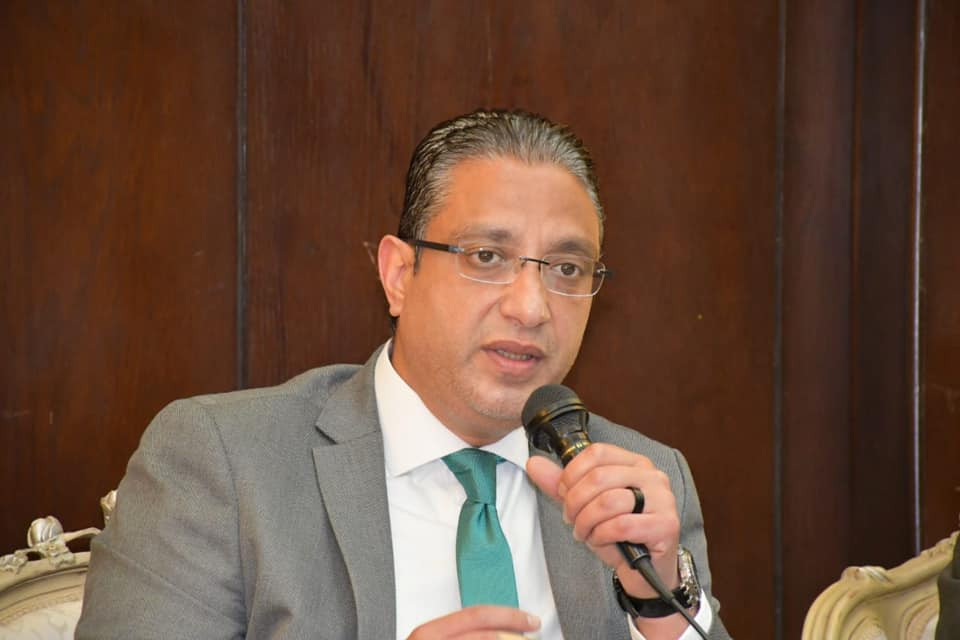 أحمد الأنصارى محافظ الفيوم
