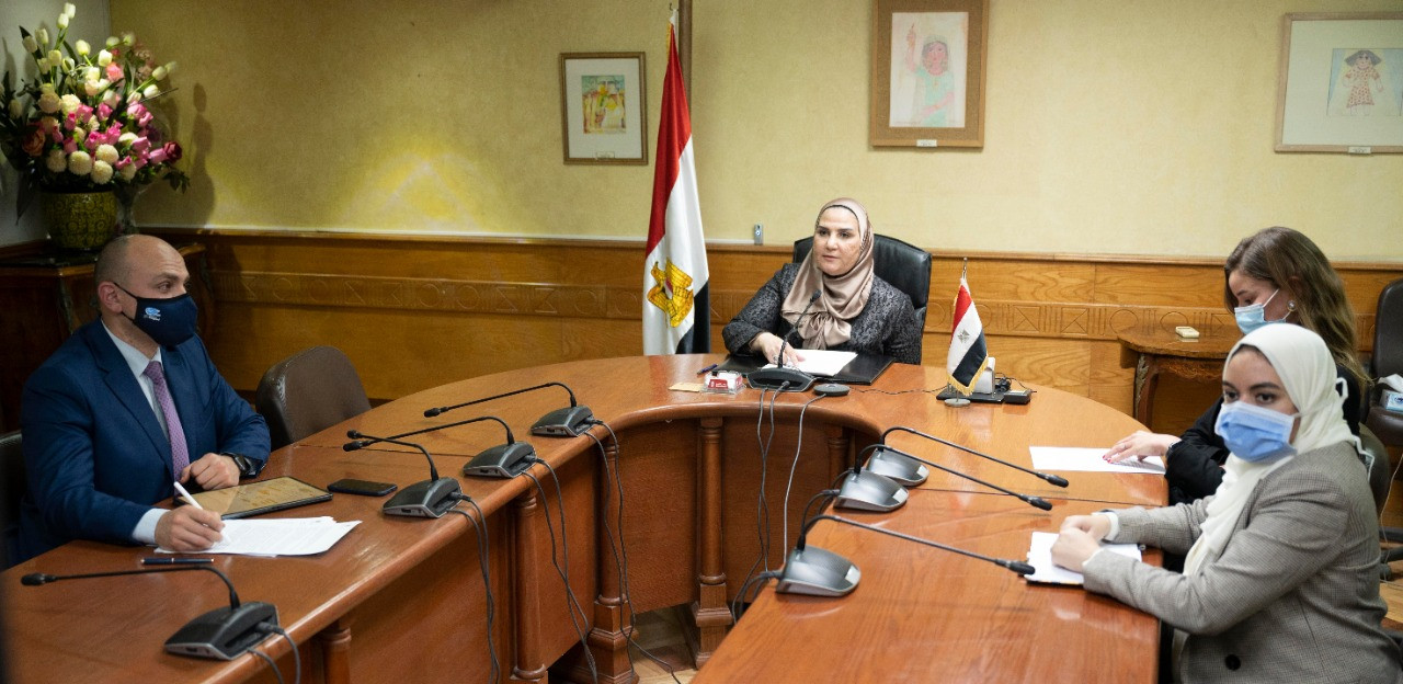 نيفين القباج وزيرة التضامن الاجتماعى