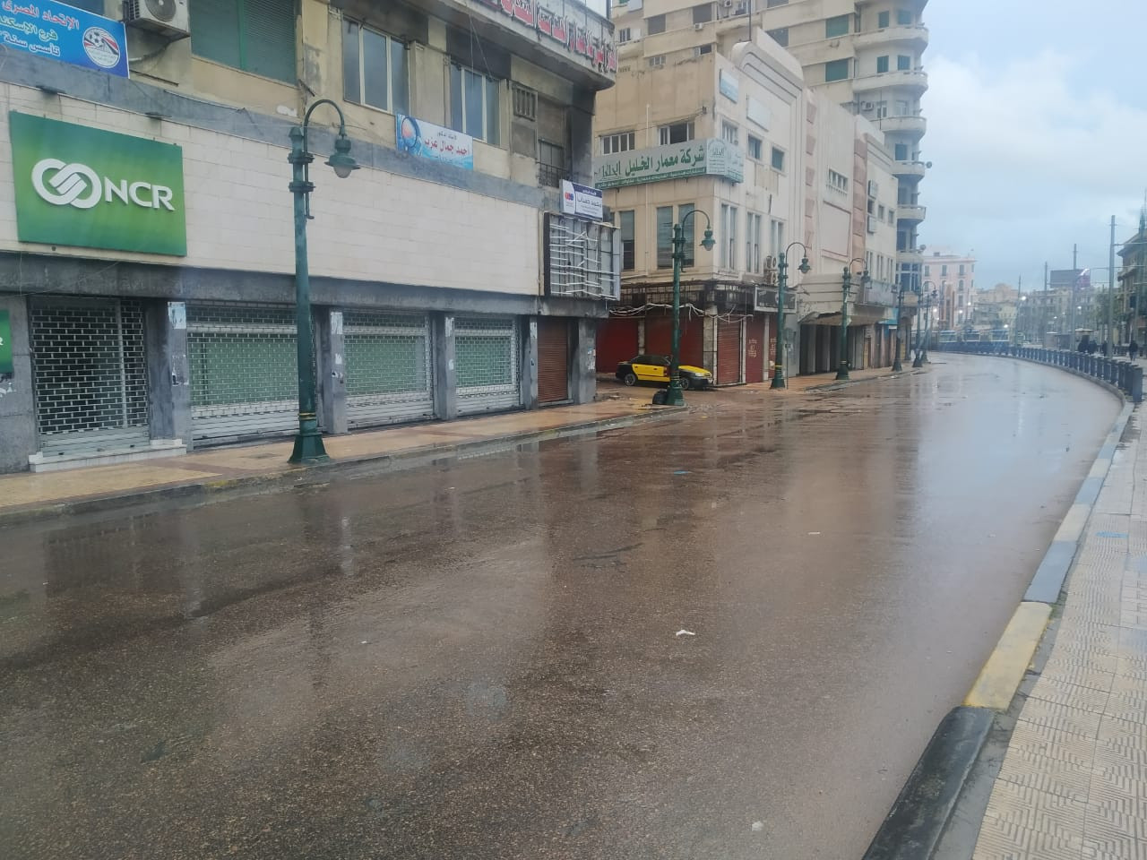أمطار غزيرة على الإسكندرية