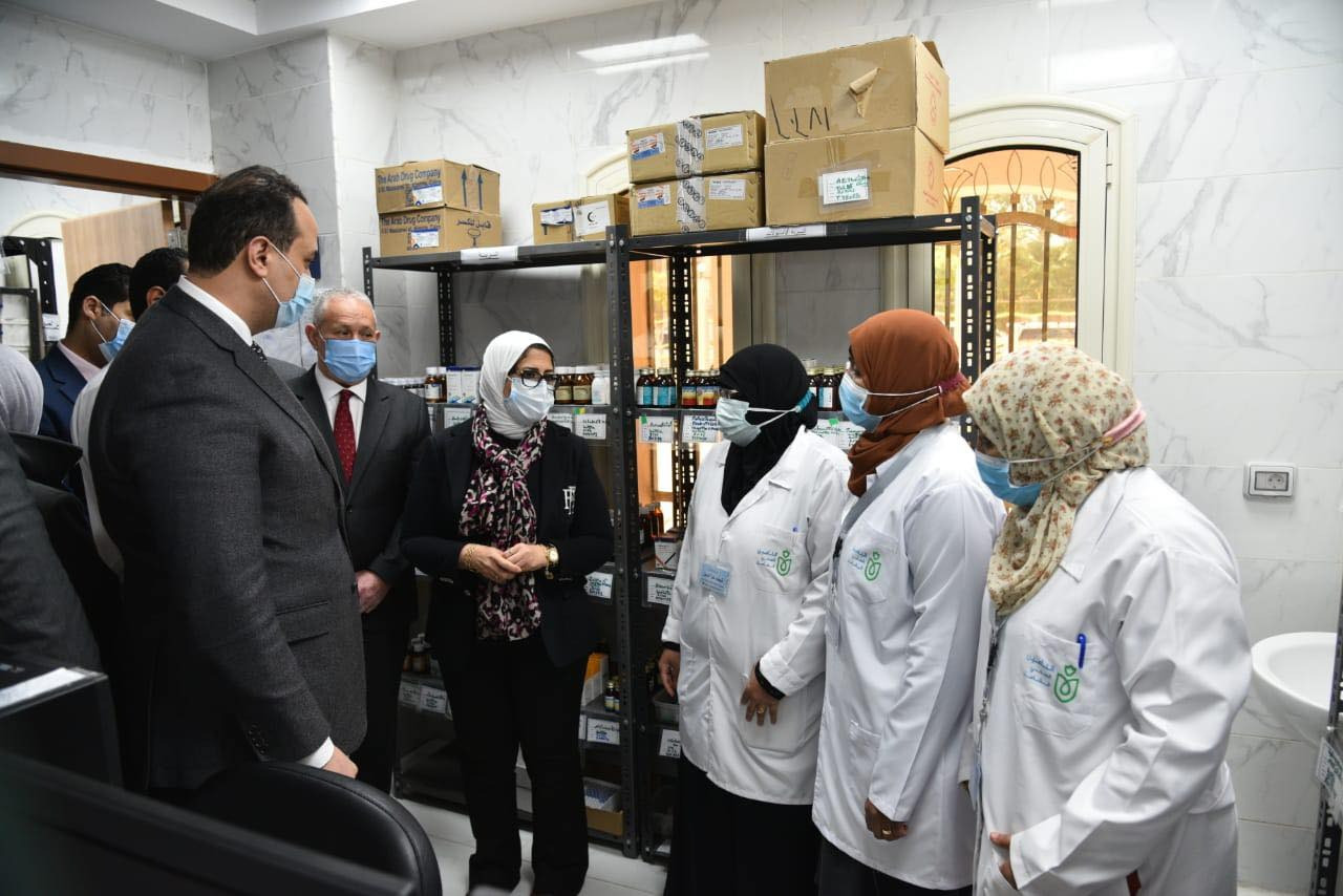 وزيرة الصحة تتفقد وحدة طب أسرة طيبة